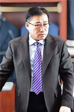 10、何启国.jpg