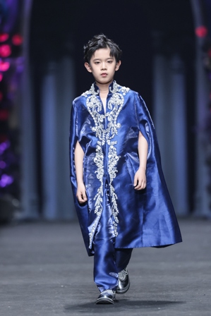 ANNE MACCHIATTO•马良  DPARK童话小镇 (1).jpg