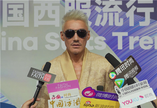 杉杉│中国西服流行趋势发布胡兵采访.jpg