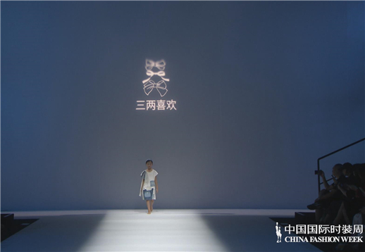 三两喜欢│DPARK童话小镇.jpg
