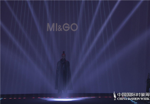 MI&GO·龙晶.jpg