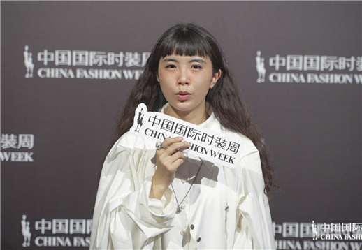 siyunhuang·黄斯赟 10+3采访.jpg